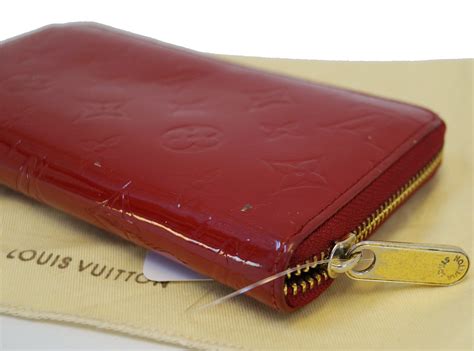 louis vuitton zippy wallet red|Louis Vuitton zippy monogram wallet.